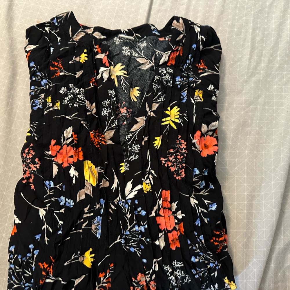 Old Navy Spring/ Summer Dainty Floral flare Long Sleeve Dress